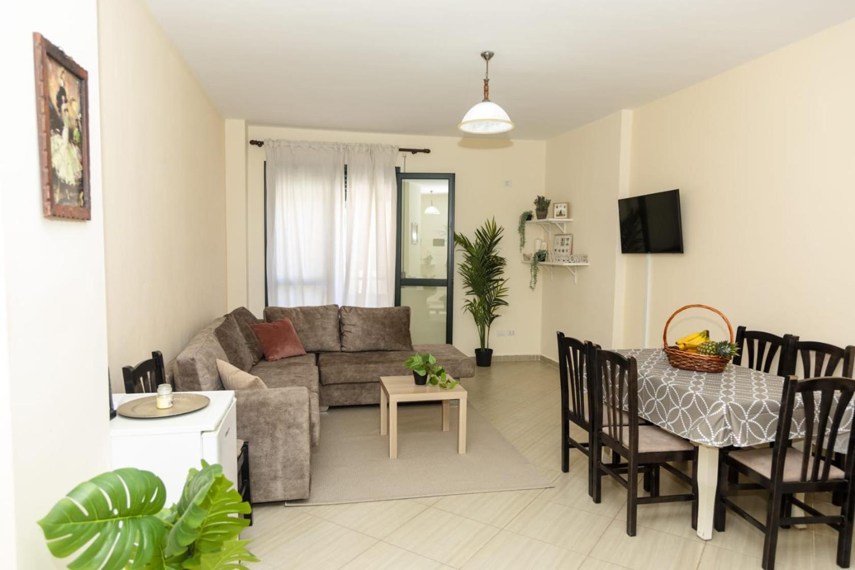 Bay Sea Front Apartment *